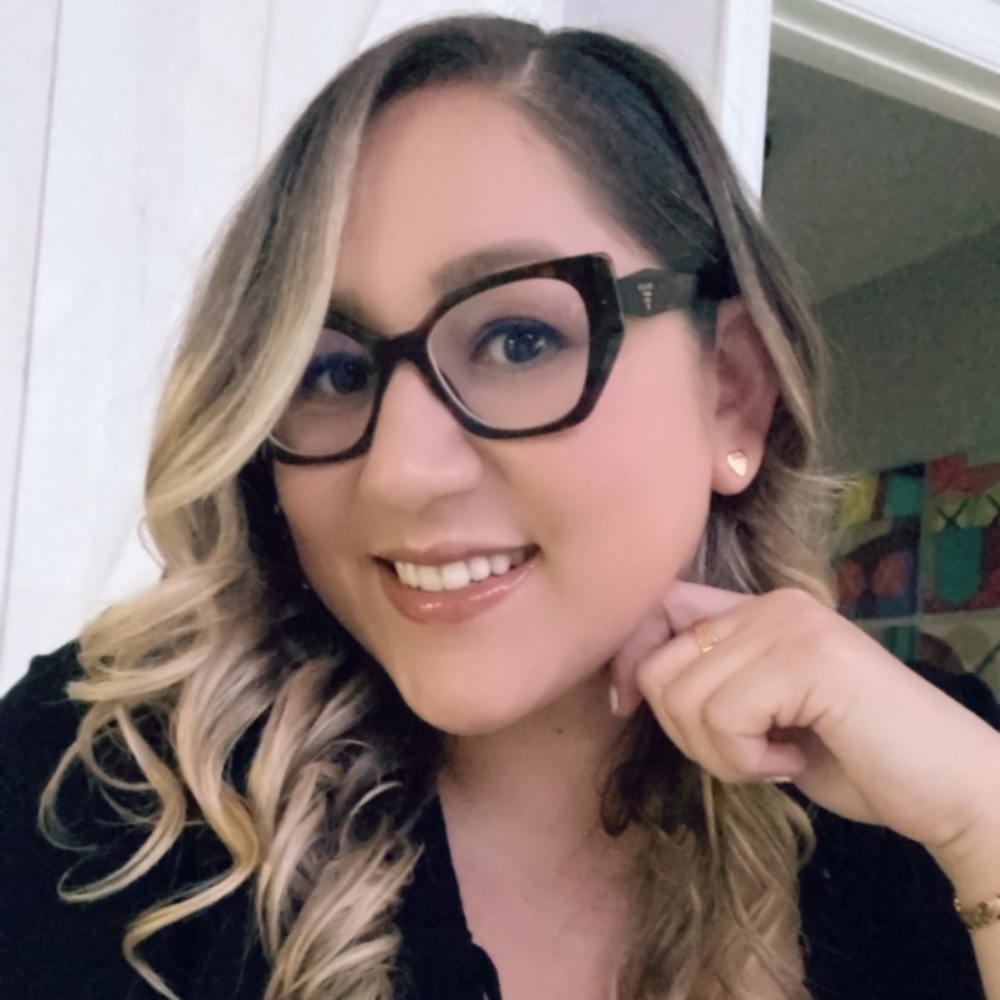 Meet your Posher, Lisa
